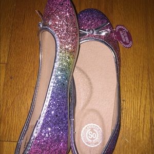 NEW WITH TAGS Girl’s rainbow sandals